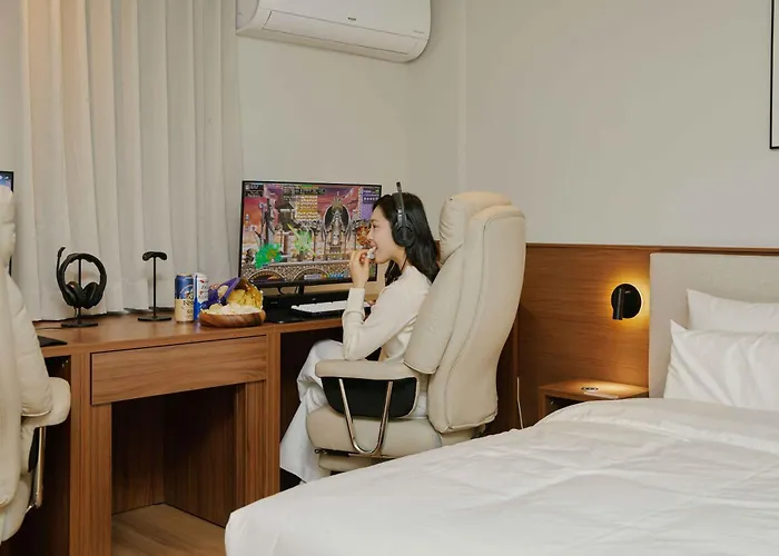 Aank Yeongdeungpo Hotel *